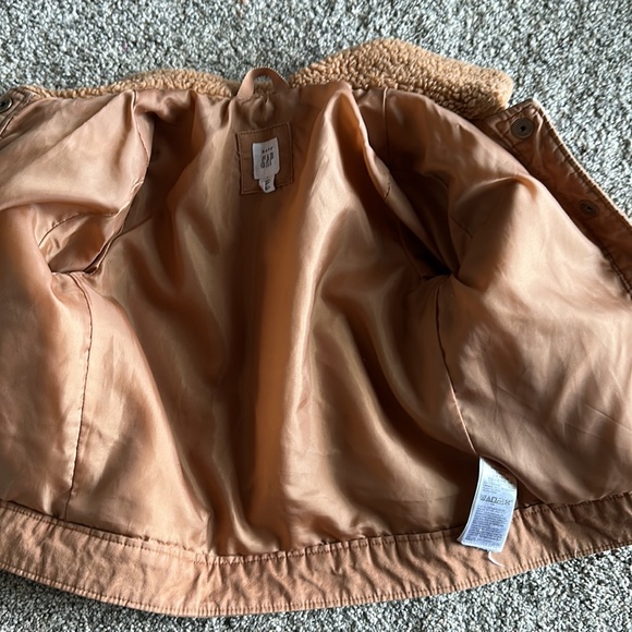 Super cute sherpa coat - Picture 4 of 5